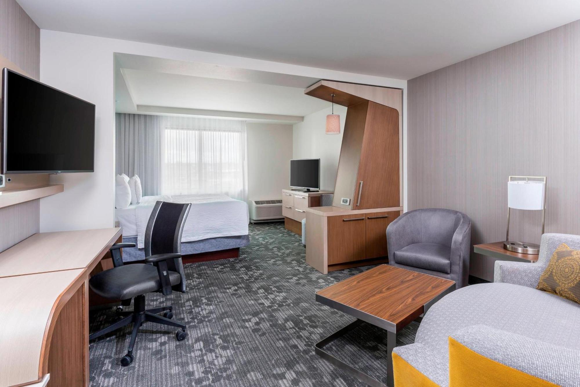 Courtyard By Marriott Bismarck North Hotel Luaran gambar