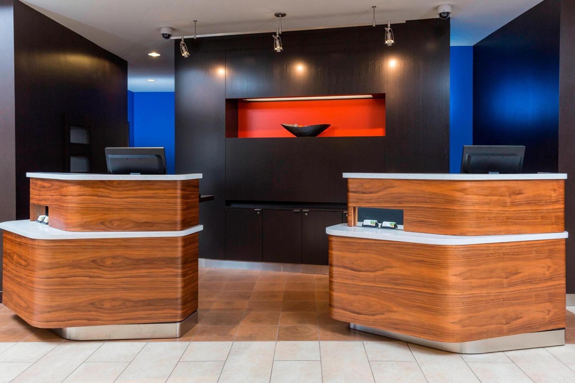 Courtyard By Marriott Bismarck North Hotel Luaran gambar